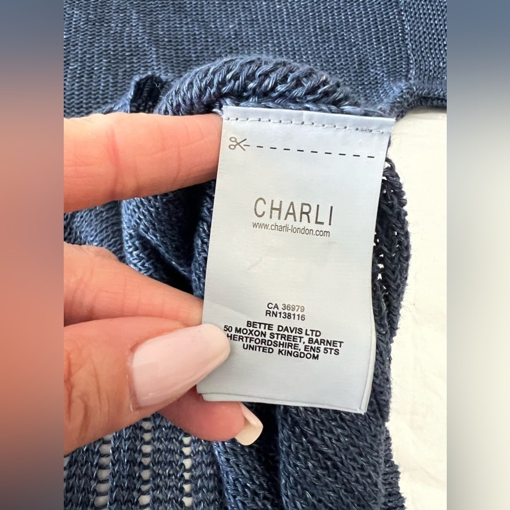 CHARLI LONDON | Women’s SZ L | Open Knit Blue Linen Top | High Low Hem EUC - Picture 7 of 11